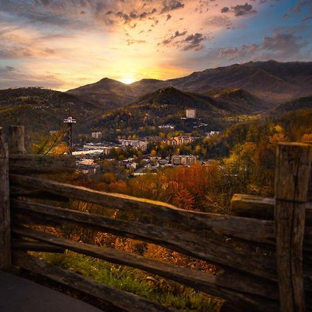 Mountain Lake Lodge, Hot Tub, Theater Room, 1089 Free Tickets Each Paid Day, Dollywood And More Сев'єрвілл Екстер'єр фото
