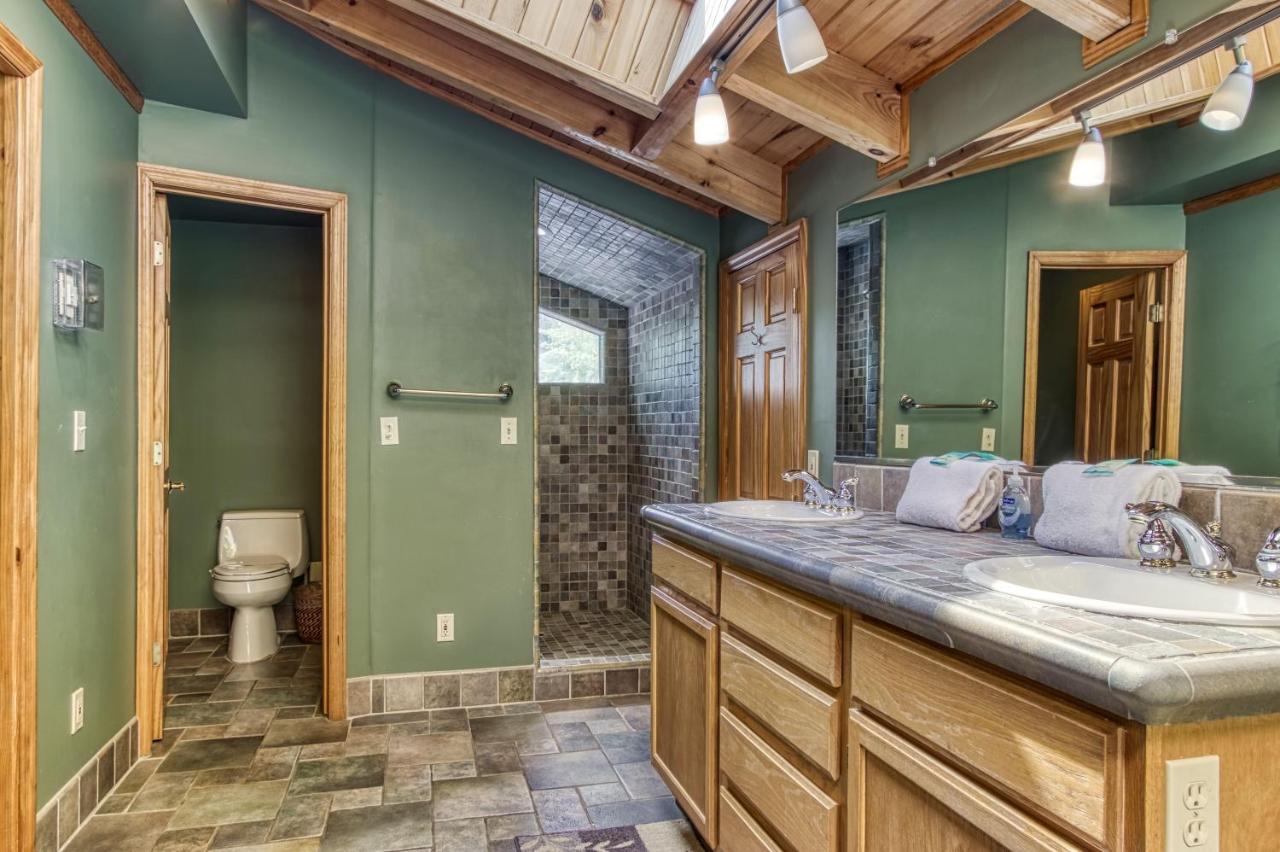 Mountain Lake Lodge, Hot Tub, Theater Room, 1089 Free Tickets Each Paid Day, Dollywood And More Сев'єрвілл Екстер'єр фото